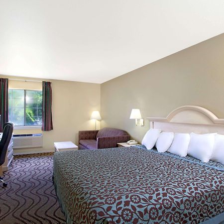 Days Inn By Wyndham Kerrville Esterno foto