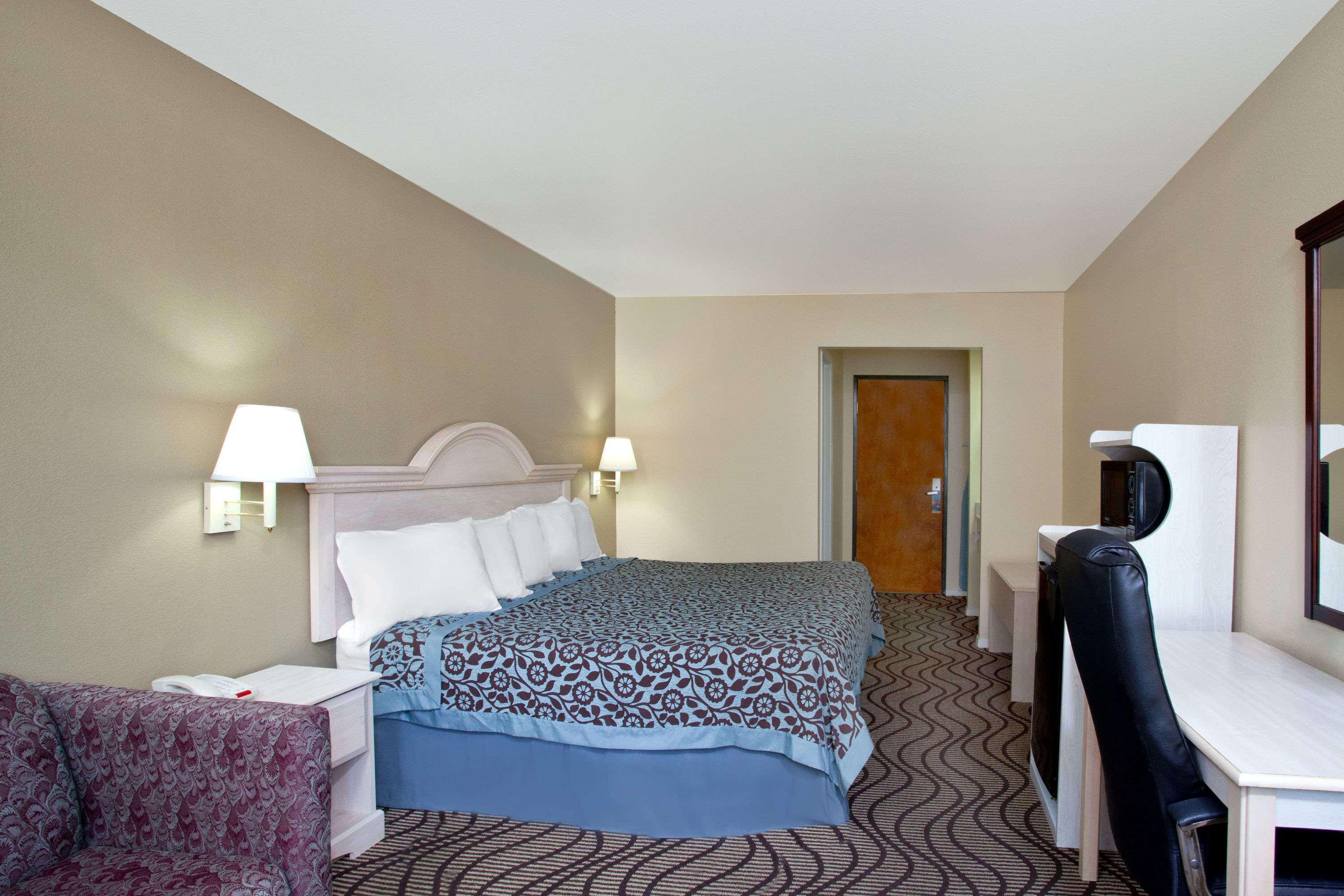 Days Inn By Wyndham Kerrville Esterno foto