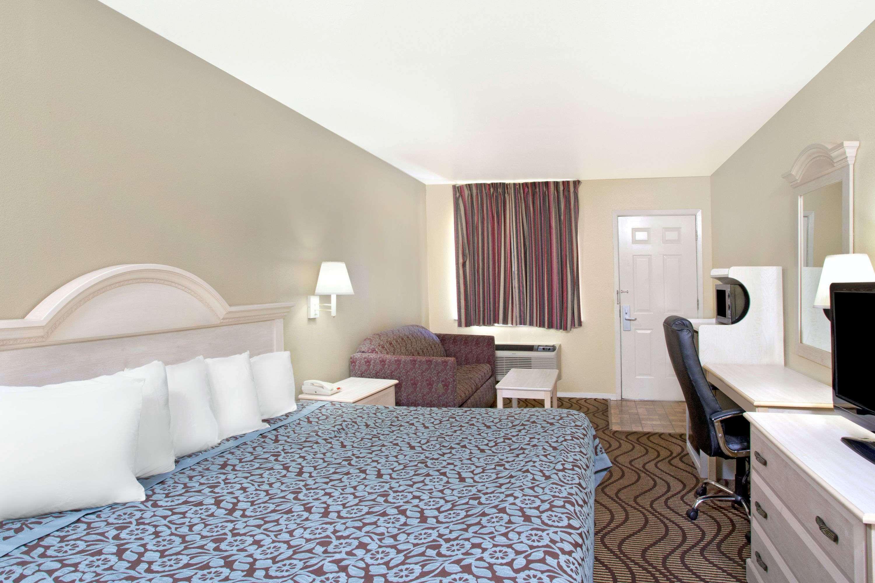 Days Inn By Wyndham Kerrville Esterno foto